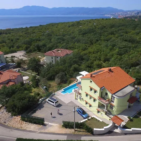 Apartamento Luxury With Pool 2