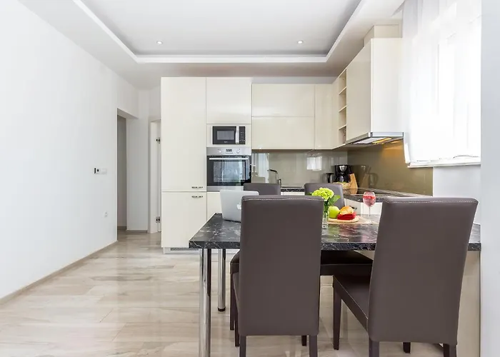 Apartamento Luxury With Pool 2