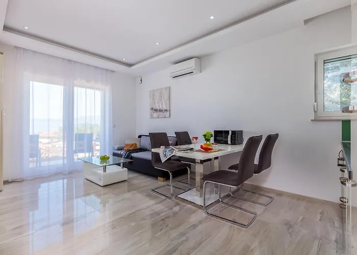 Luxury With Pool 2 Apartamento *