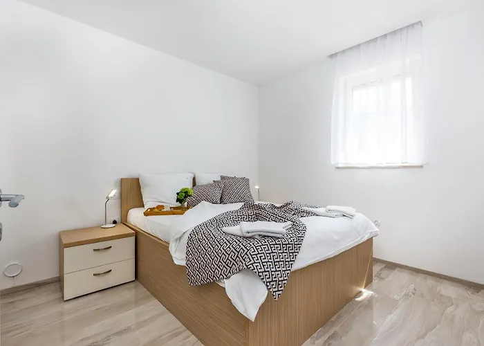 Apartamento Luxury With Pool 2