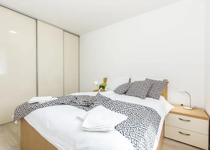 Apartamento Luxury With Pool 2 *