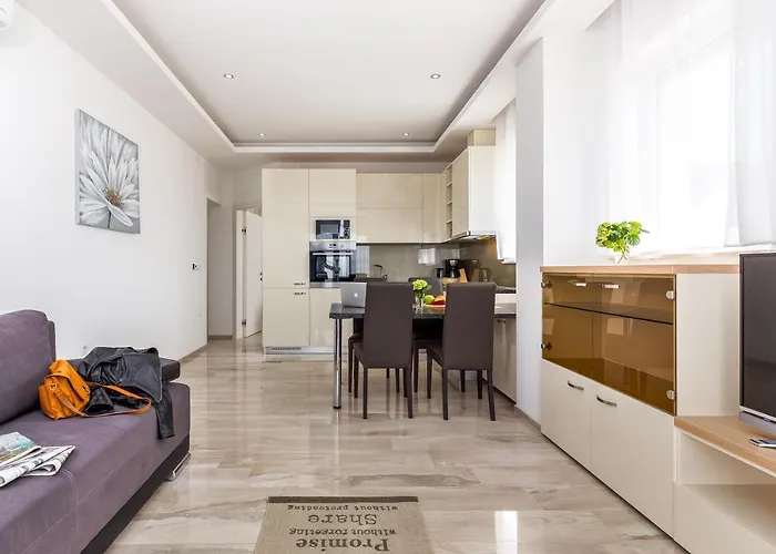 Apartamento Luxury With Pool 2