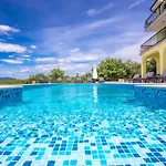 Luxury With Pool 2