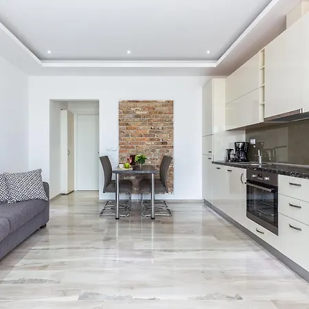 Luxury With Pool 2 * Kostrena