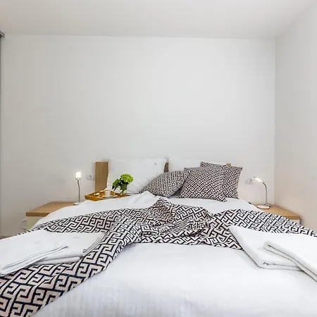 Luxury With Pool 2 Kostrena