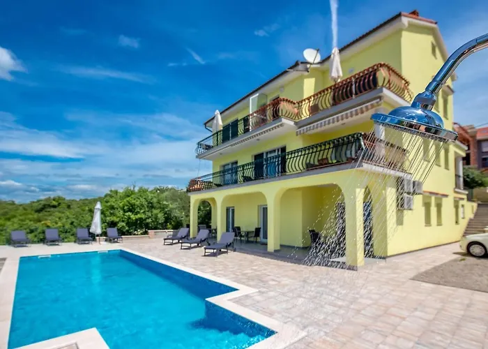 Luxury With Pool 2 Appartamento